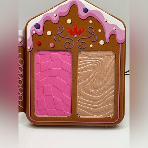 ✨5/$25✨ NYX Buttermelt Face Palette Mulled and Merry - Picture 2 of 5